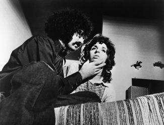 Юджин Леви и Андреа Мартин в комедии«Девушки-каннибалы». 1973 год