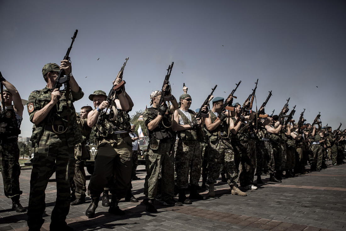 Свои против своих. Фотоистория войны на Донбассе