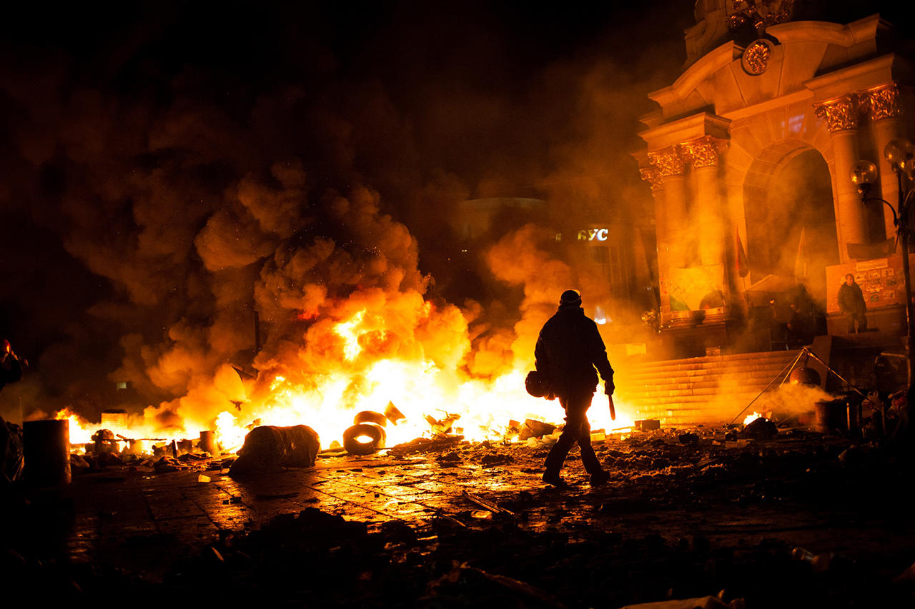 Не надо в футуристов углубляться! В Москве заканчивается суд над художником  Петром Павленским. Репортаж Ильи Азара — Meduza