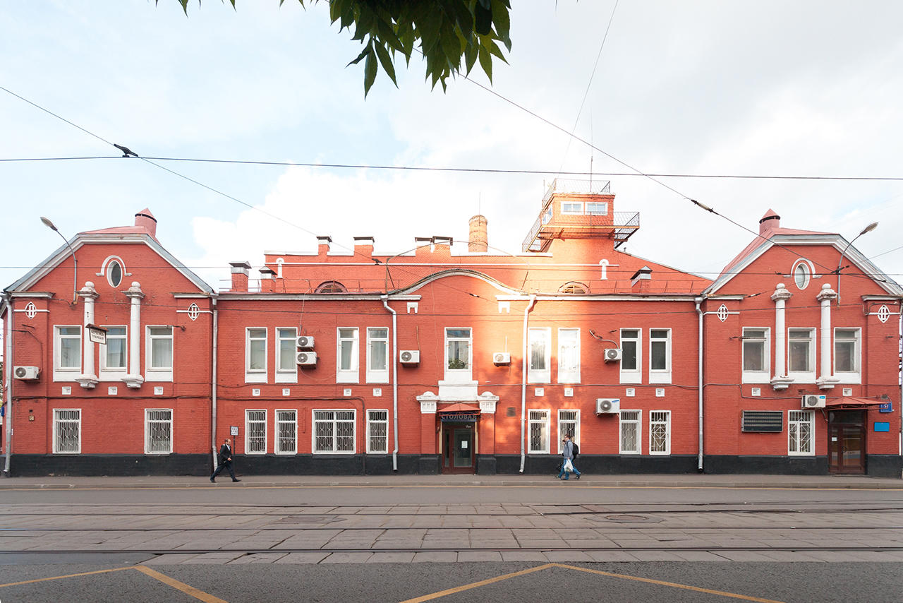 Дом-коммуна архитектора И.С. Николаева. Какие памятники еще остались в столице — и что про них надо знать - фото 12