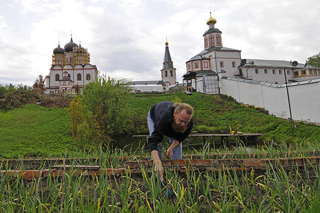 Жизнь в монастыре