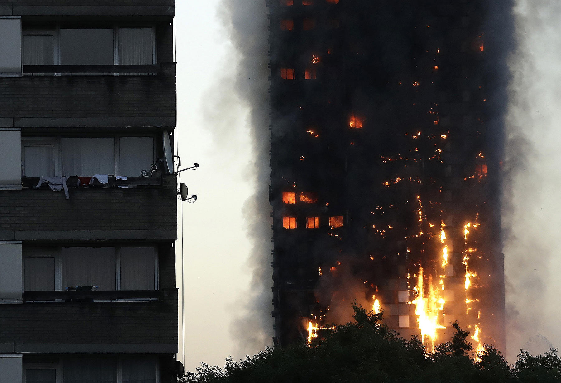 Фото: ужасающий пожар в Лондоне