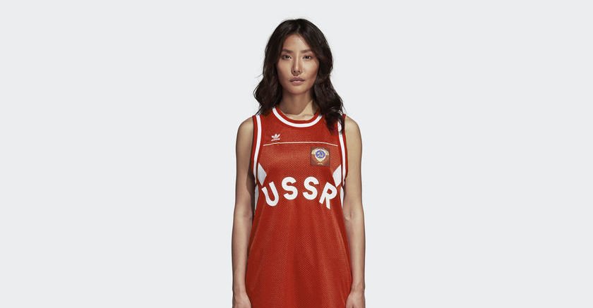 Laat je zien roze komen Adidas removes Soviet swag from its online store after upsetting Lithuania  and Ukraine — Meduza