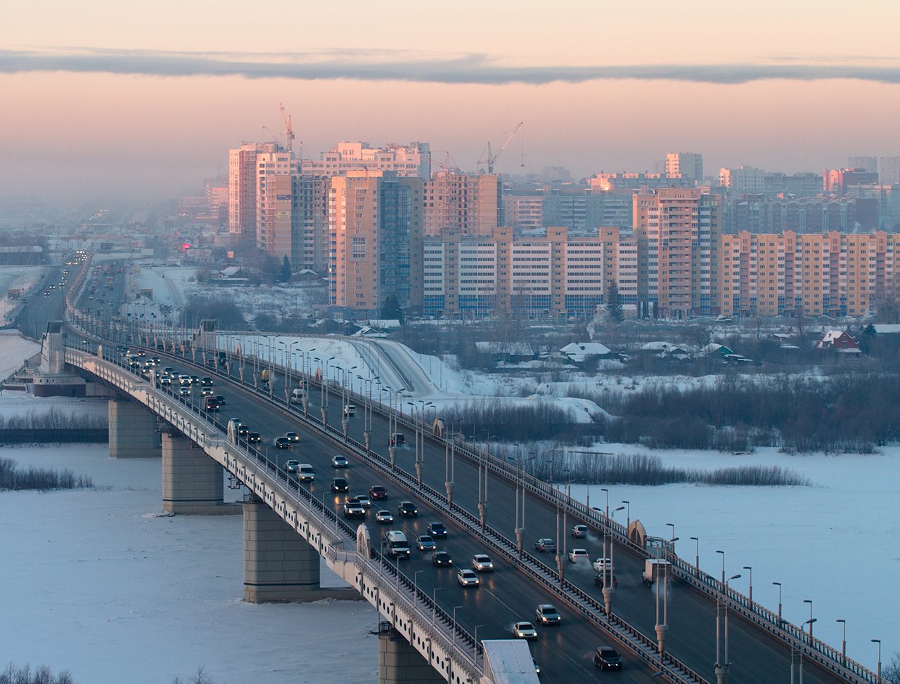 Омск — родина самого странного российского метрополитена. Его строили  четверть века, но так и не построили — Meduza