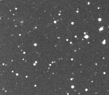 На этом изображении комета Борисова — движущаяся точка в центре