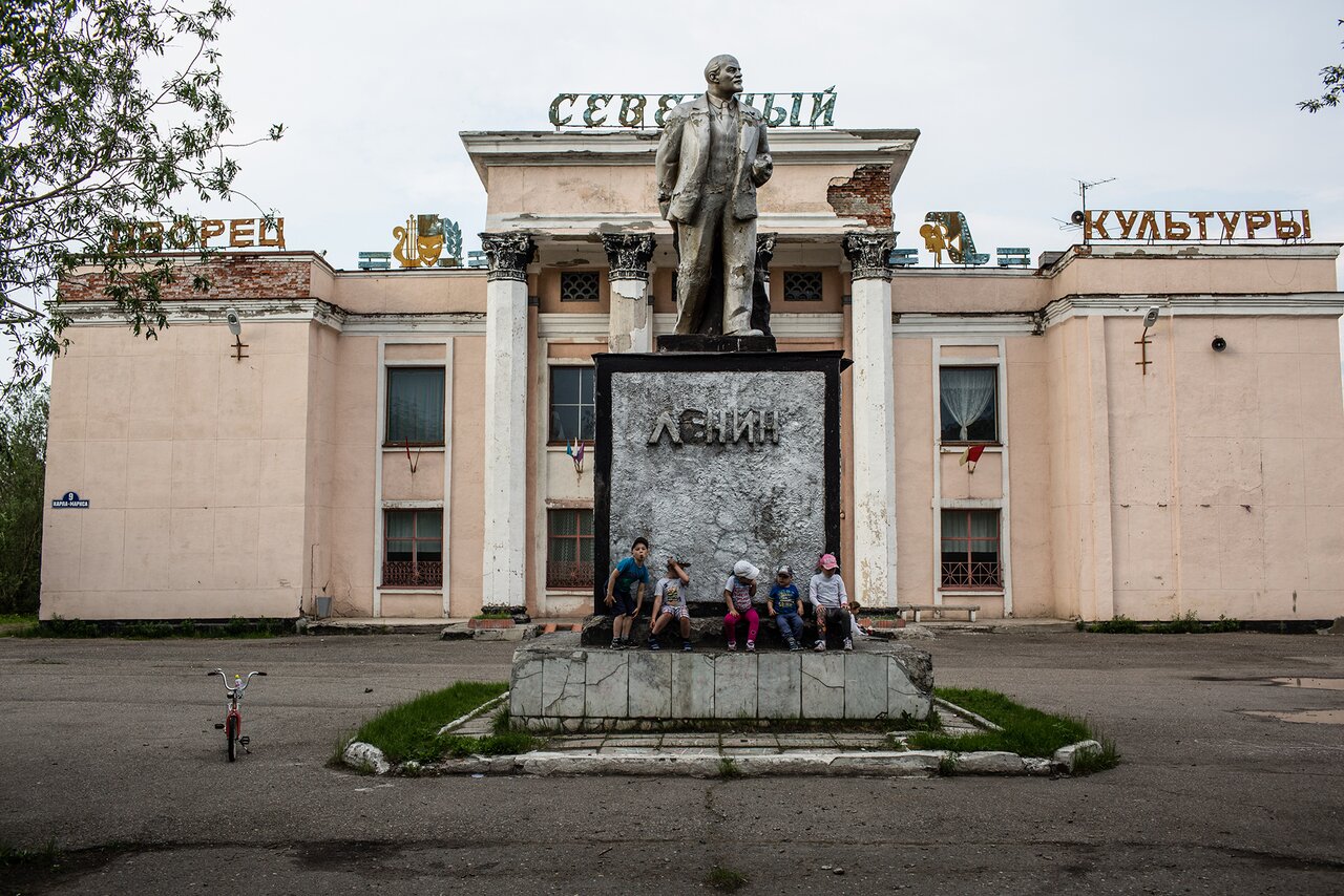 Самый восточный город Европы Как живет и пустеет за полярным кругом  Воркута. Фотоистория Романа Демьяненко — Meduza