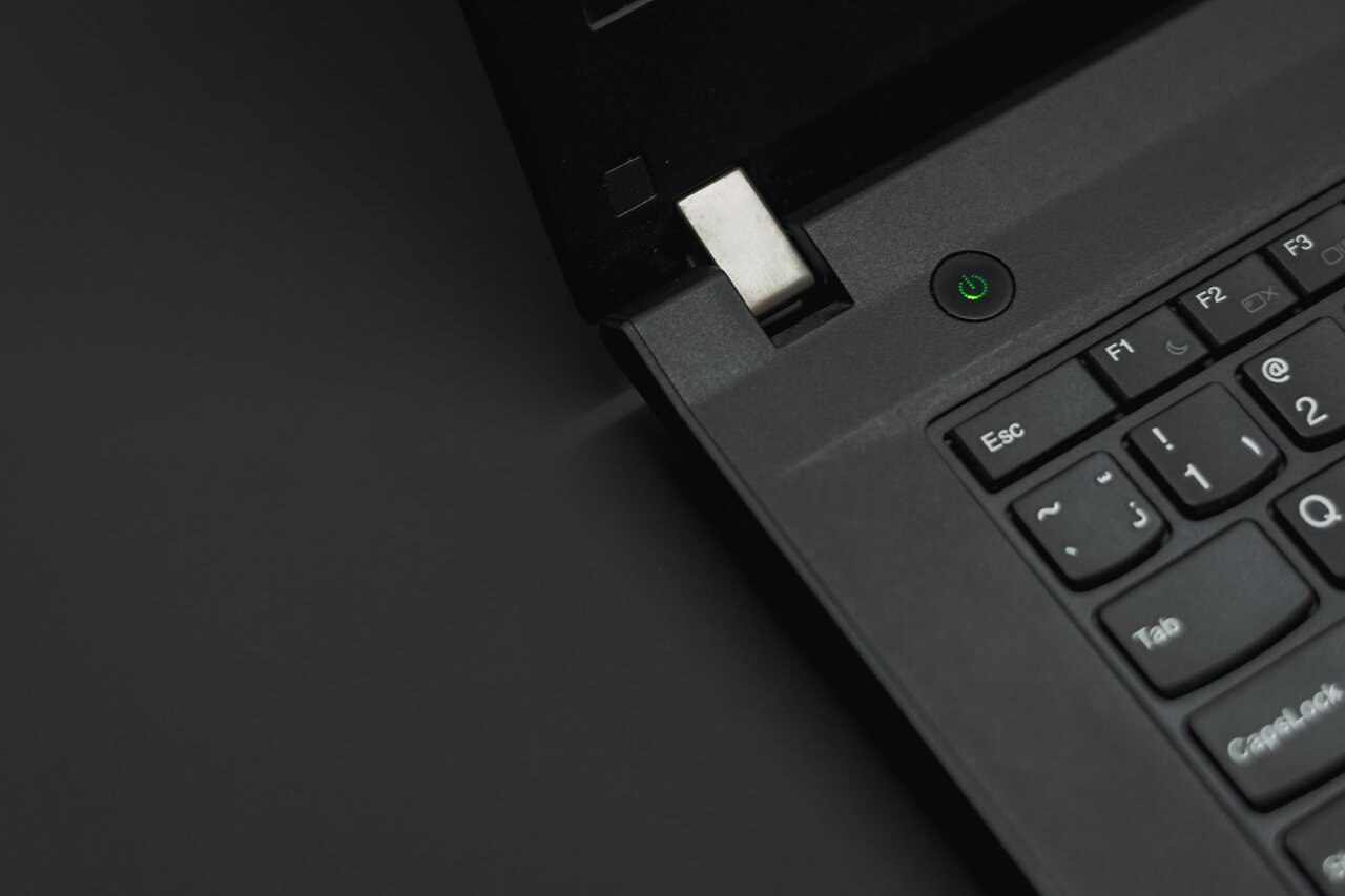Чем ноутбук Lenovo ThinkPad P15 Gen 1 подходит дизайнеру
