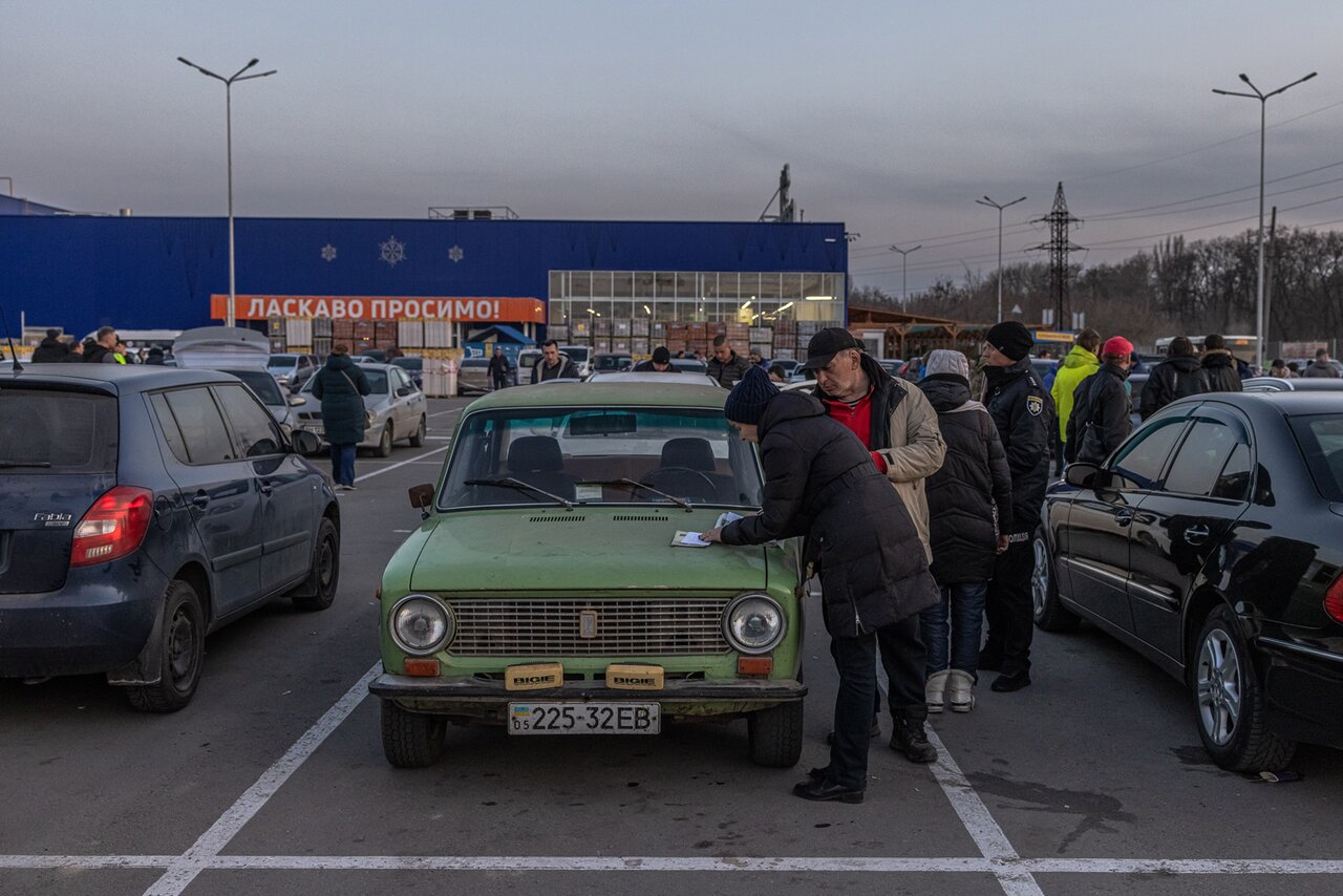 Было страшно втягивать коллег и родных» Белорусы и россияне создали  несколько благотворительных организаций для помощи украинцам. Как они  работают? — Meduza