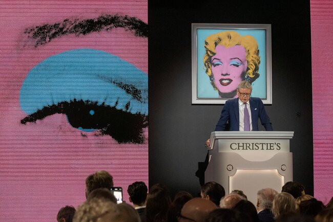 Potret Andy Warhol tentang Marilyn Monroe terjual dengan rekor 5 juta di lelang