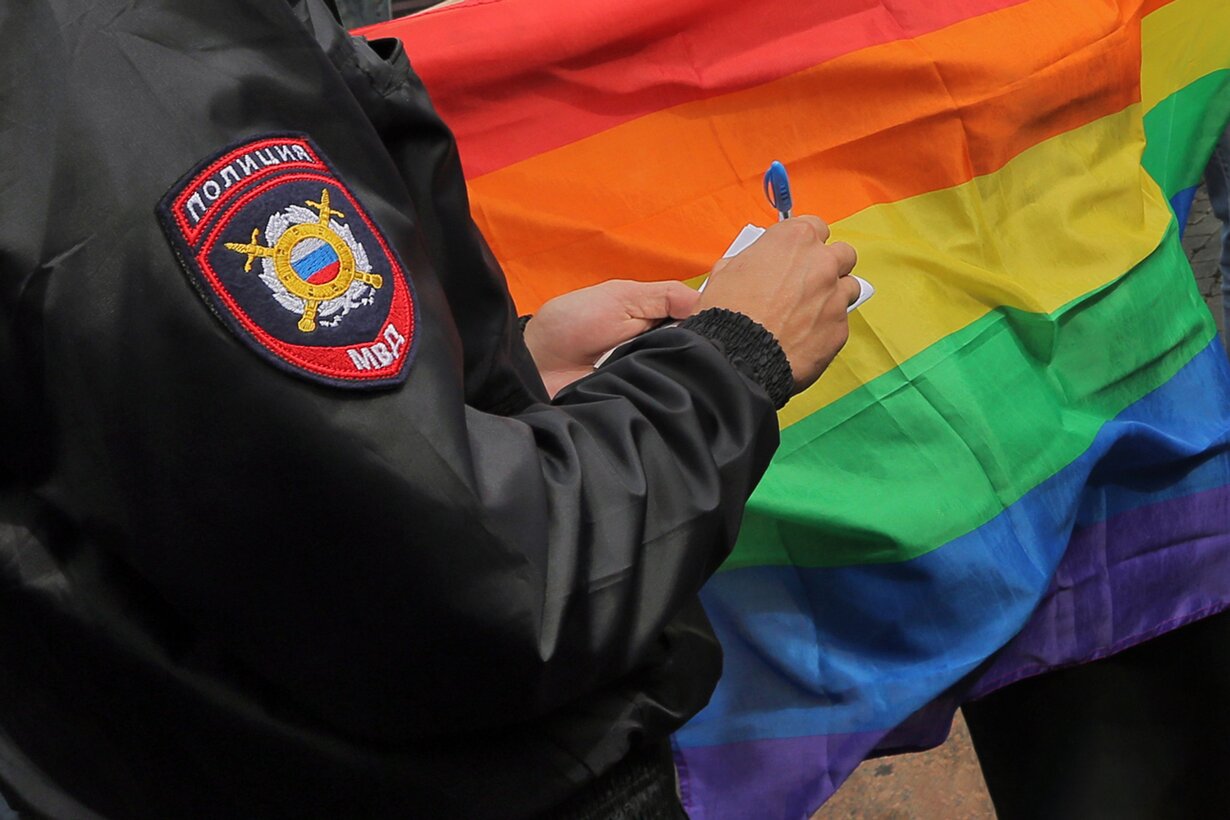 Паблик группы «Тату» в ВК ввел возрастные ограничения из-за запрета  «пропаганды» ЛГБТ. И перестал отображаться у части пользователей — Meduza