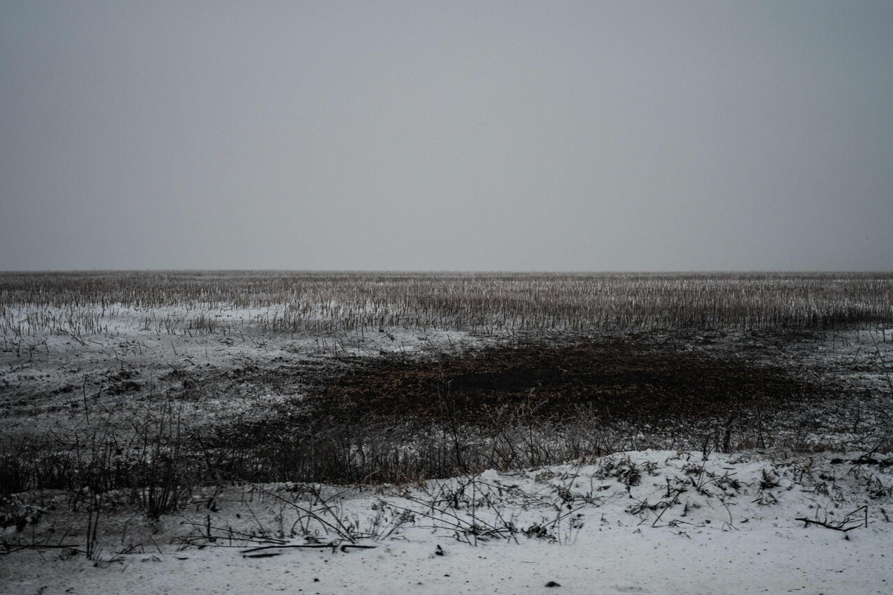 Бахмут. Как устроена жизнь в городе, который уже полгода безуспешно  пытаются захватить российские войска Триста сорок первый день войны.  Фотографии — Meduza