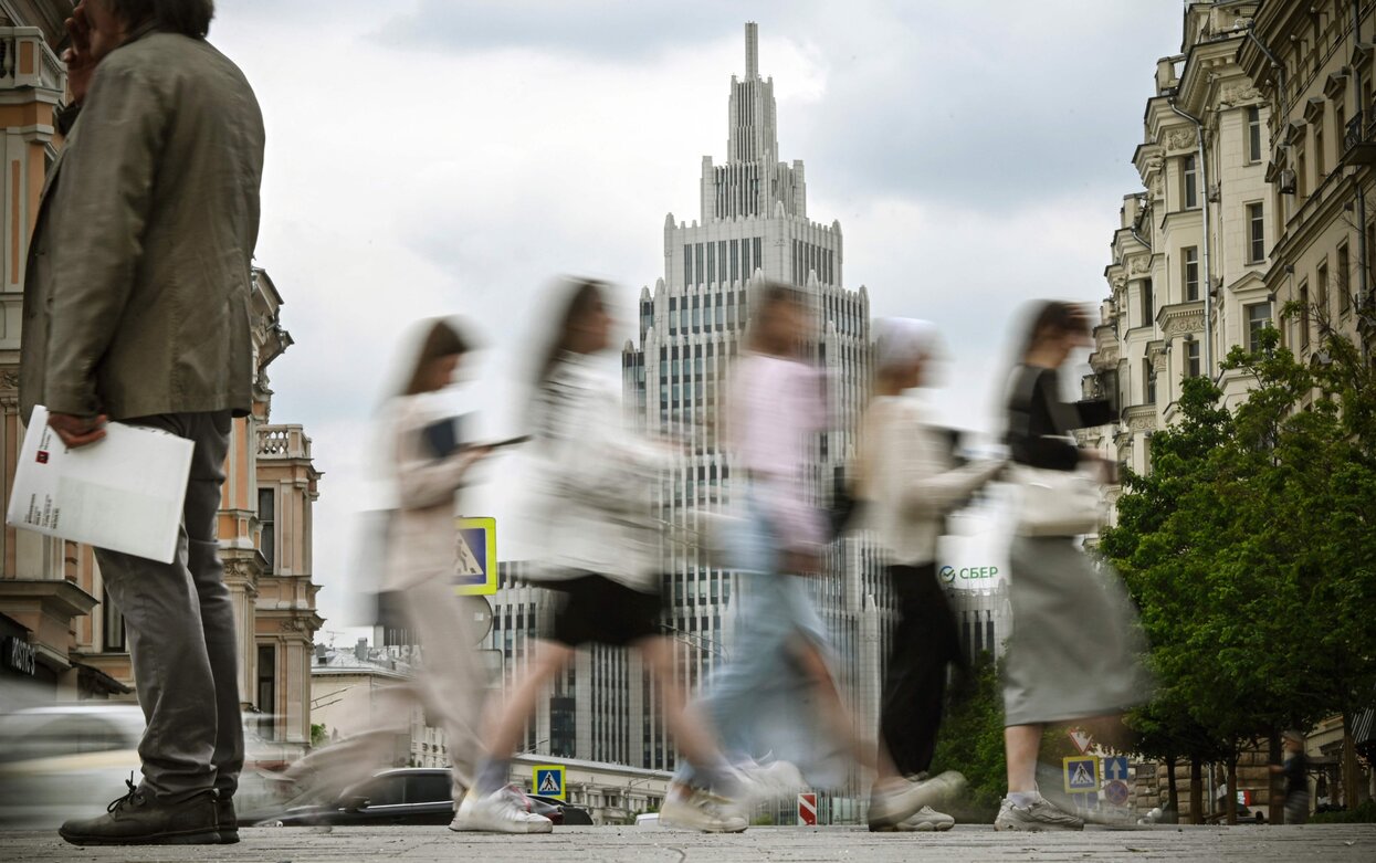 Россия, из которой я уезжал, была вся на нервах. Россия, в которую я  вернулся, смирилась со всем, что происходит» Читатели «Медузы»  рассказывают, почему они решили вернуться из эмиграции (и что было после