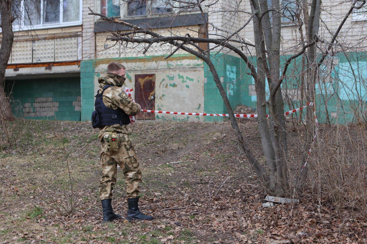 Белгород снова под обстрелом. В приграничных районах Белгородской и Курской  областей идут бои с «украинскими диверсантами» Главное о ситуации на границе  России с Украиной — Meduza