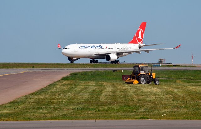 Turkish Airlines регулярно снимает россиян с рейсов в Мексику. Авиакомпания объясняет это строгими требованиями властей  которых в реальности не существует