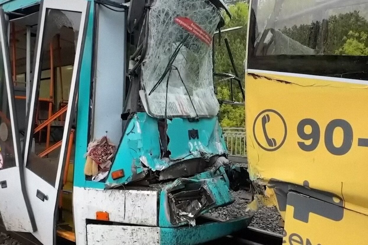 В Дагестане повторно задержали гей-порно актера из Москвы. Силовики  заманили его в регион, чтобы использовать в качестве «приманки» для других  мужчин — Meduza