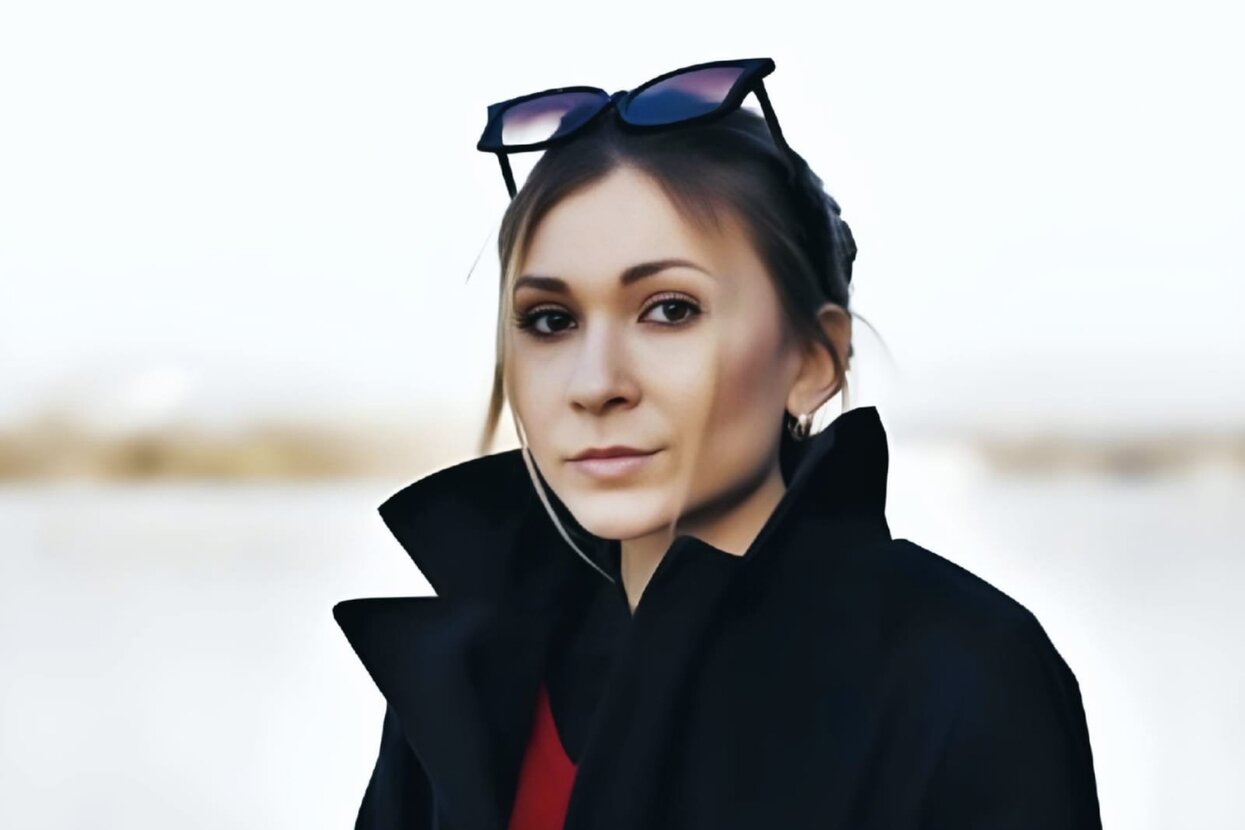 Rhian Sugden erotik fotosuratlar