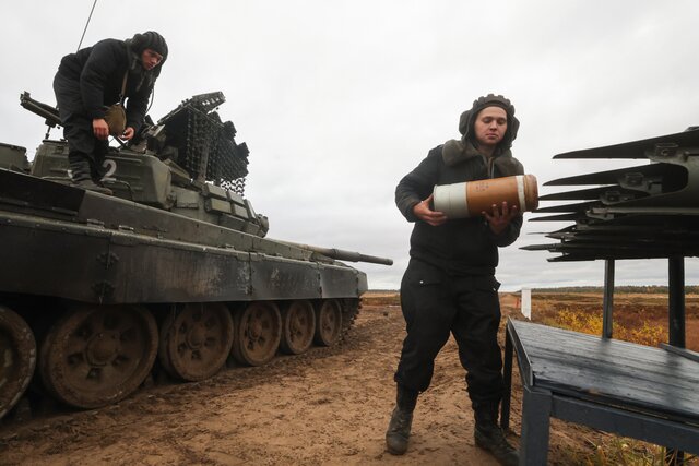 Will Russia invade the E.U.? . Meduza’s military analysts answer readers’ biggest questions about the war