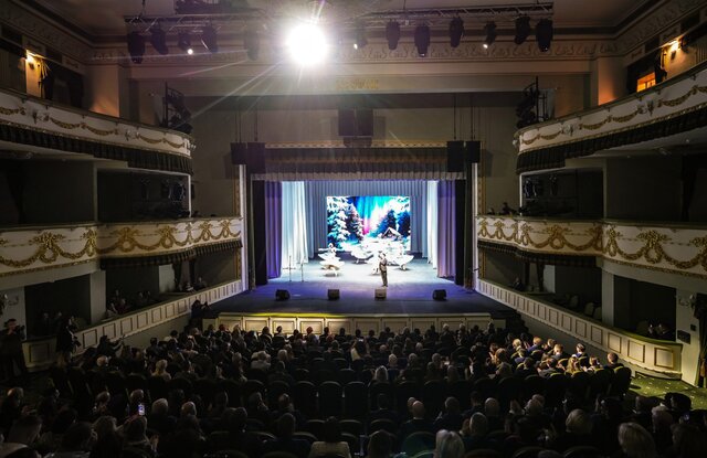Russian occupation forces reopened the Mariupol theater Moscow bombed in 2022. Here’s what it looks like today.