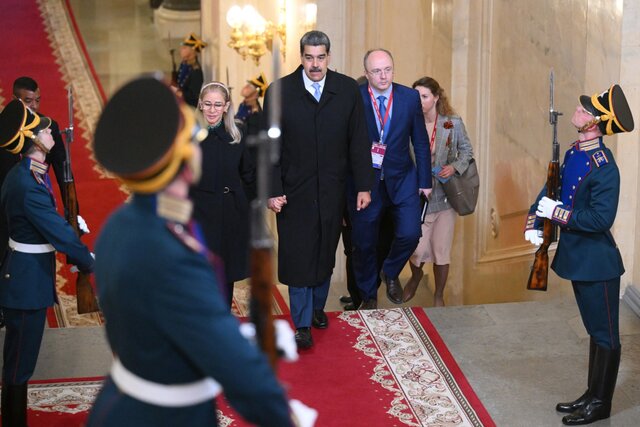 ‘Strong countries don’t treat allies like this’. Meduza’s sources say Russian elites are questioning how Putin’s inaction on Venezuela and Iran fits with a ‘multipolar world’