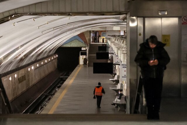 Война. Тысяча четыреста тридцать восьмой день. Блэкаут в Украине. Почти вся страна осталась без света. В Киеве и Харькове встало метро, в домах нет воды