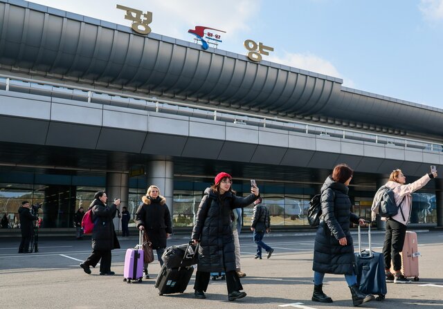 Russian travel to North Korea surges in wartime, with nearly 10,000 trips in 2025 alone