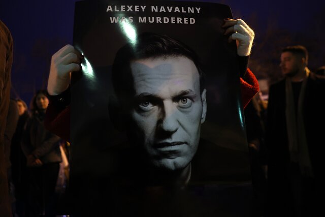 Russia killed opposition leader Alexey Navalny using a rare dart frog toxin, five European countries say