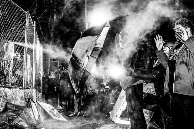 Massive Attack записали песню с Томом Уэйтсом. Она посвящена протестам в Миннеаполисе