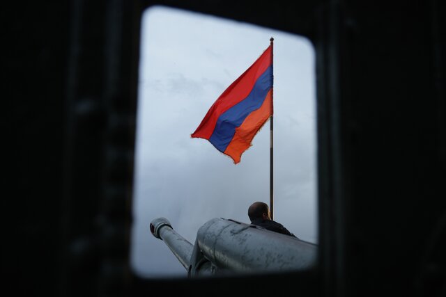 Putin issues ‘Ukrainian scenario’ warning as Russia ramps up pressure on Armenia before elections