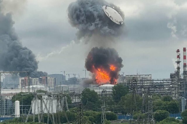In photos: Moscow hit by the biggest attack since the start of the full-scale war — airports close, an oil refinery burns, and black smoke rises over the city