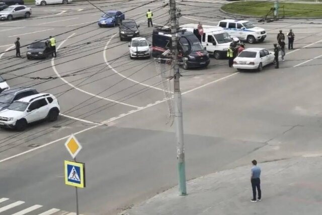 ‘They’re grabbing everyone’: Russian military enlistment officers are rounding up men en masse in Penza, residents say