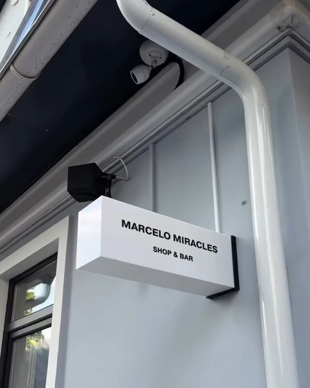 «Этот момент настал. Нам ******». Основатель бренда уличной одежды Marcelo Miracles заявил, что они на грани закрытия: ключевым сотрудникам вручили повестки, остальное доделал кризис