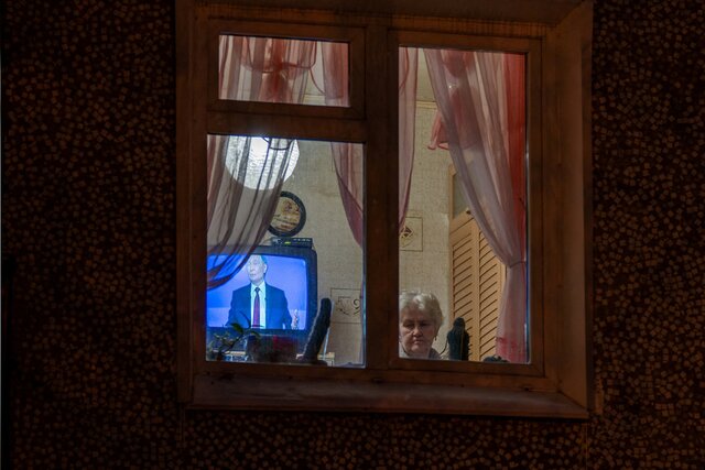 The Kremlin wants Russian media to call attacks on Ukraine’s energy infrastructure ‘Putin strikes.’ The inspiration? Stalin.