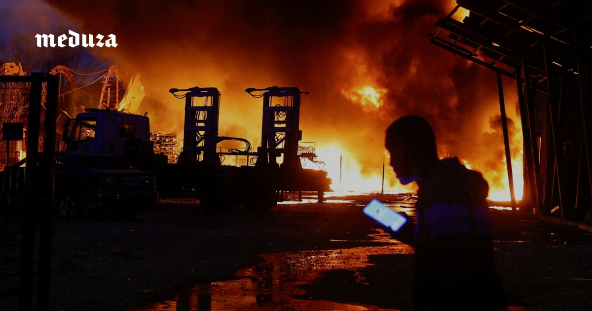 Война. 1513-й день. Россия нанесла крупнейший с начала года комбинированный удар по Украине: убиты 18 человек, десятки ранены. В Краснодарском крае из-за налета дронов ВСУ погибли двое детей