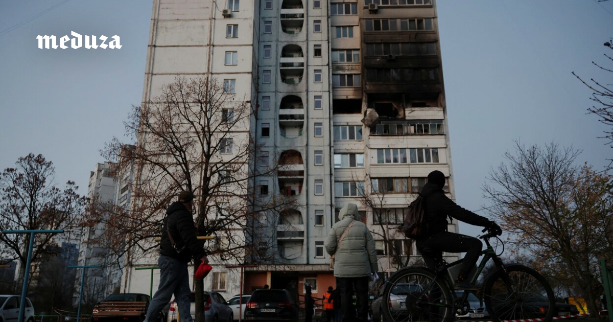 40 лет назад произошла авария на Чернобыльской АЭС. Многих ликвидаторов переселили из Припяти в Киев — например, в высотки на улице Бальзака. Полгода назад в одну из них попал российский «Шахед». «Украинская правда» рассказывает, как живут в этом доме сего