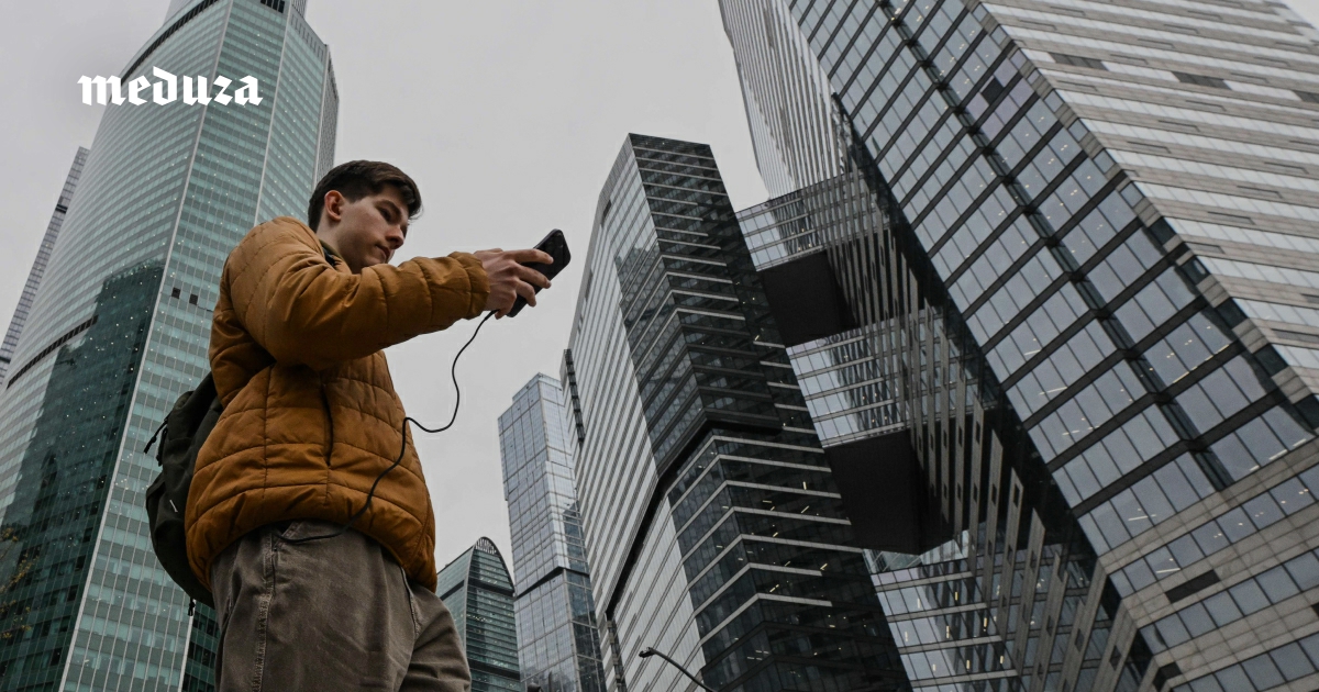 Уже несколько месяцев блокировки интернета и телеграма портят жизнь миллионам россиян. Это про вас? Расскажите «Медузе», как за это время изменились ваши привычки