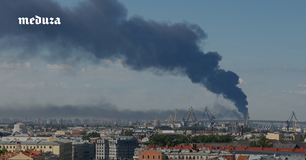 Удар по Петербургу в день начала ПМЭФ. Z-блогеры — в недоумении, федеральное ТВ — просто молчит. «Илон Маск знал, что на форуме будет его отец, но дроны на „Старлинке“ все равно долетели»
