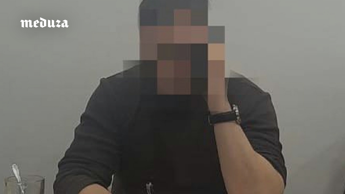 В дачном поселке в Ленобласти убили 12-летнюю девочку. Задержан член правления соседнего поселка — сторонник войны и «БесогонТВ». Говоря о мотиве убийства, он заявил: «Что-то щелкнуло и повело за ней»