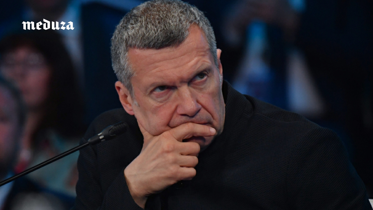 Владимир Соловьев прочитал слитые переписки Собчак. Его вывод: «одна израильская журналистка» может быть связана с антивоенным заговором. Краткий пересказ измышлений пропагандиста