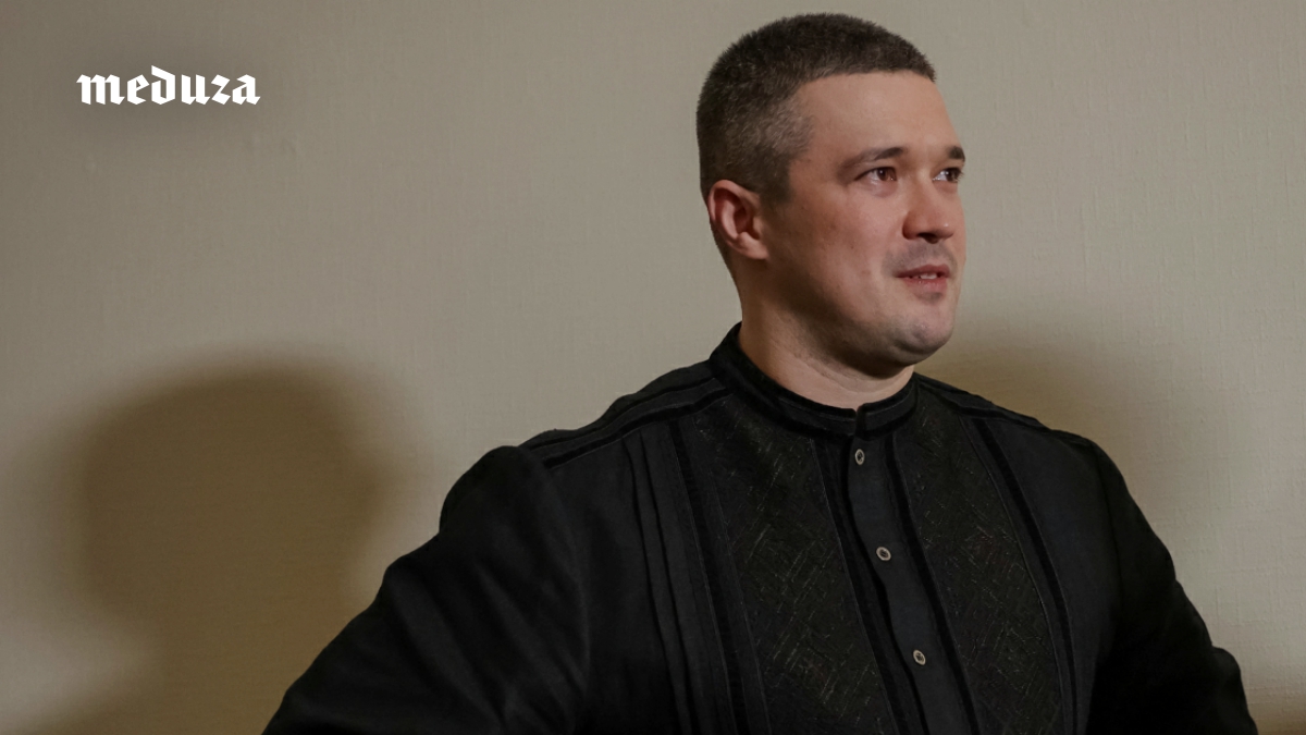 Бывший глава Минобороны Украины Михаил Федоров намекает, что готов побороться с Зеленским на выборах — и призывает их провести. Он опасен для действующей власти? И хотят ли голосовать во время войны сами украинцы?