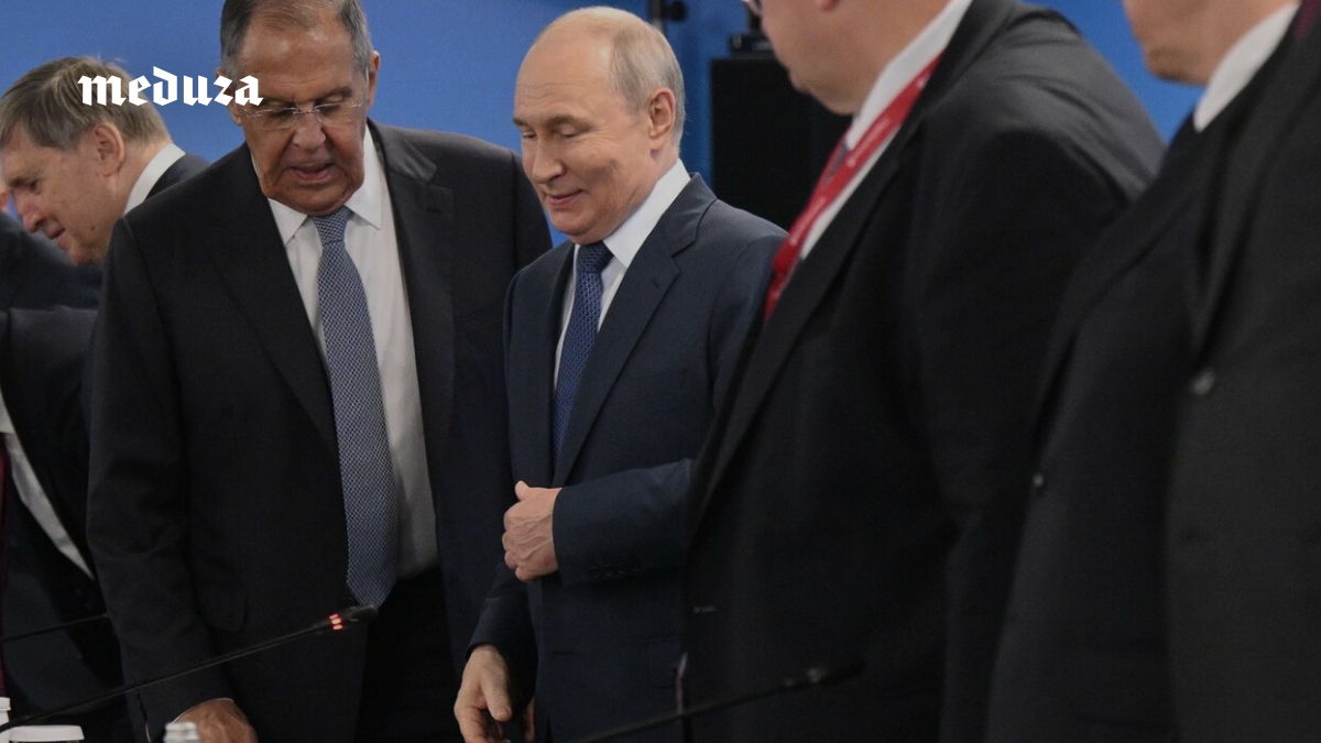 Российский фондовый рынок: переживает крупнейшее затяжное падение с 2008 года. Путин: это «небольшой минус»