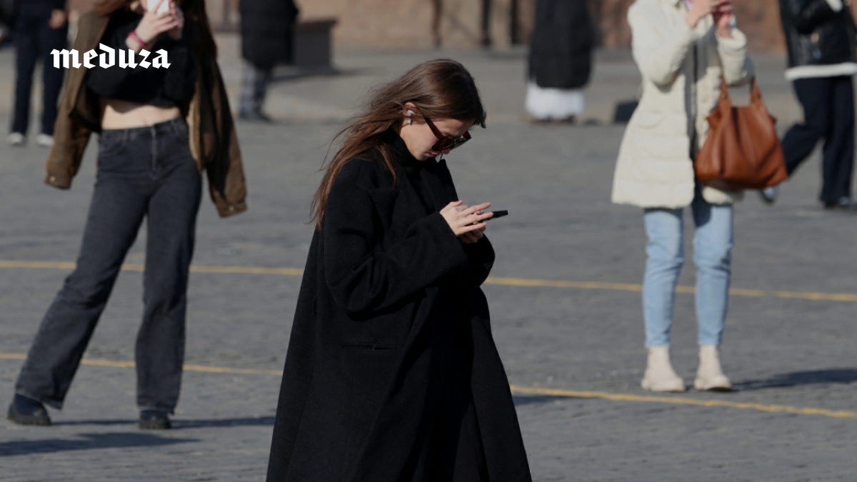 Российские власти уже 10 лет борются с VPN — и никак не могут остановиться. Мы изучили все главные инициативы, чтобы оценить, куда уже добралась интернет-цензура и к каким еще запретам стоит готовиться