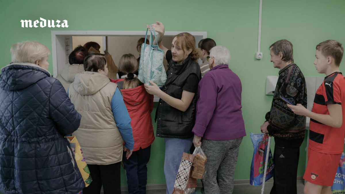 «Люди рвались сюда. К себе домой рвались». Беженцев из Украины и российского приграничья выселяют из ПВР в Тульской области. Им некуда идти. Репортаж «Берега»