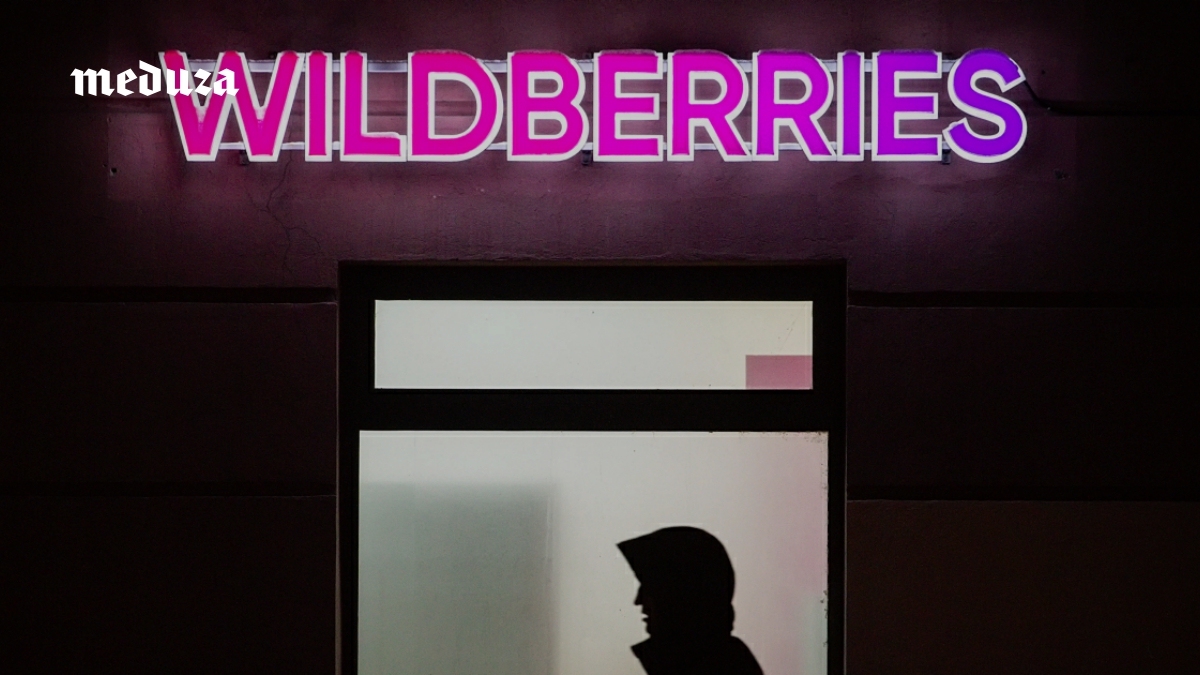 На Wildberries зарабатывали сотни тысяч россиян. Три месяца назад ВСУ впервые ударили по складам компании. Рассказываем, как работники складов, селлеры и владельцы ПВЗ переживают самый тяжелый период в истории маркетплейса