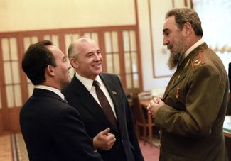 Фидель Кастро и Михаил Горбачев в Кремле. 1986 год