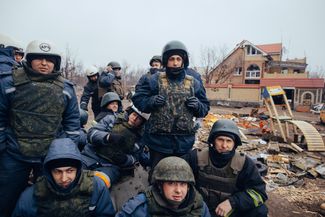 Emergency workers from the Donetsk People’s Republic