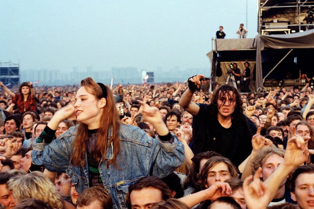 Metallica moscow 1991 crowd