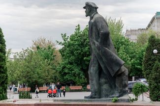 The Vladimir Lenin statue in Comrat. May 2022.