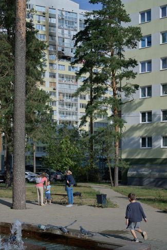 The damaged building on Vysokovoltnaya Street