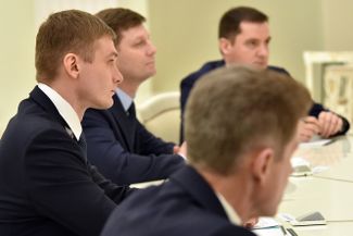 Встреча президента Владимира Путина в Кремле с главами регионов, избранными осенью 2018 года. Валентин Коновалов — в центре