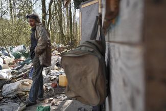 Евгений, или Болеро, — единственный постоянный сосед Василия Беспалого